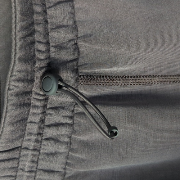 NWOT - lululemon Softstreme High Rise Pants Regular - Sequoia - Size 6 - Picture 7 of 9